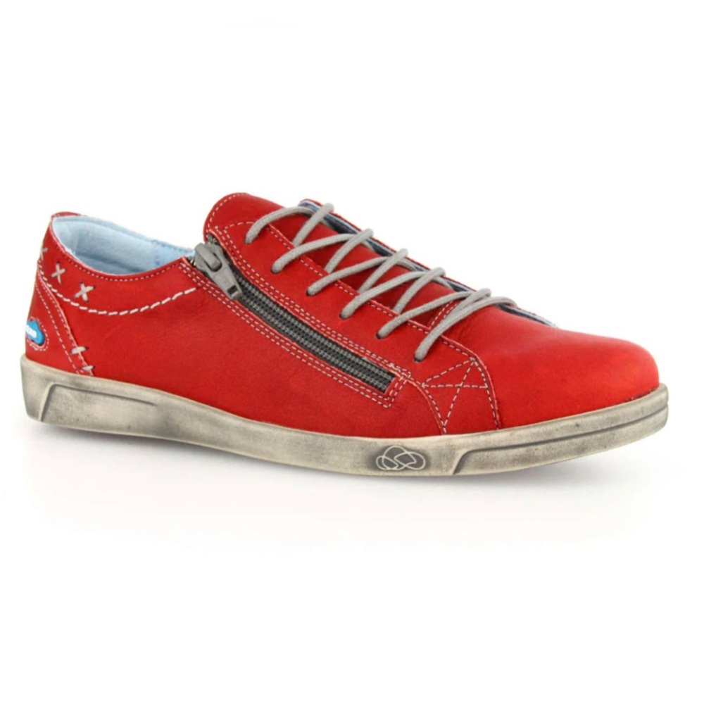 2/$15 AIKA Red Cloud sneakers size 37